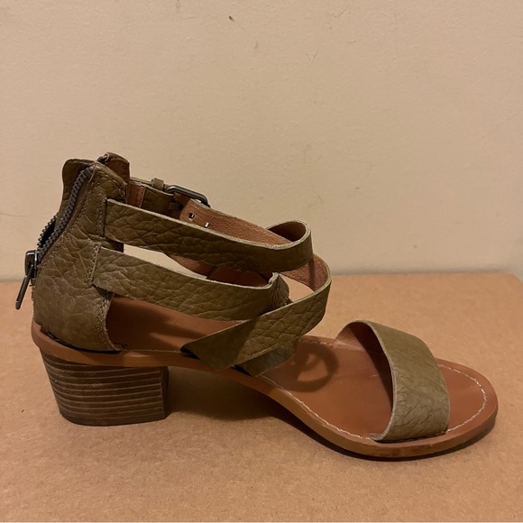 Madewell Sandals - Picture 4 of 7